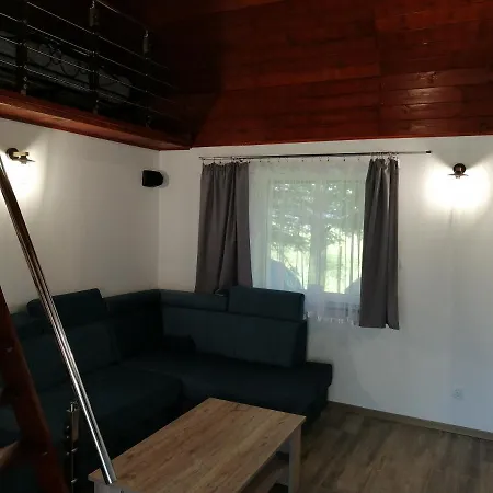 Pod Karpaczem Мыслаковице